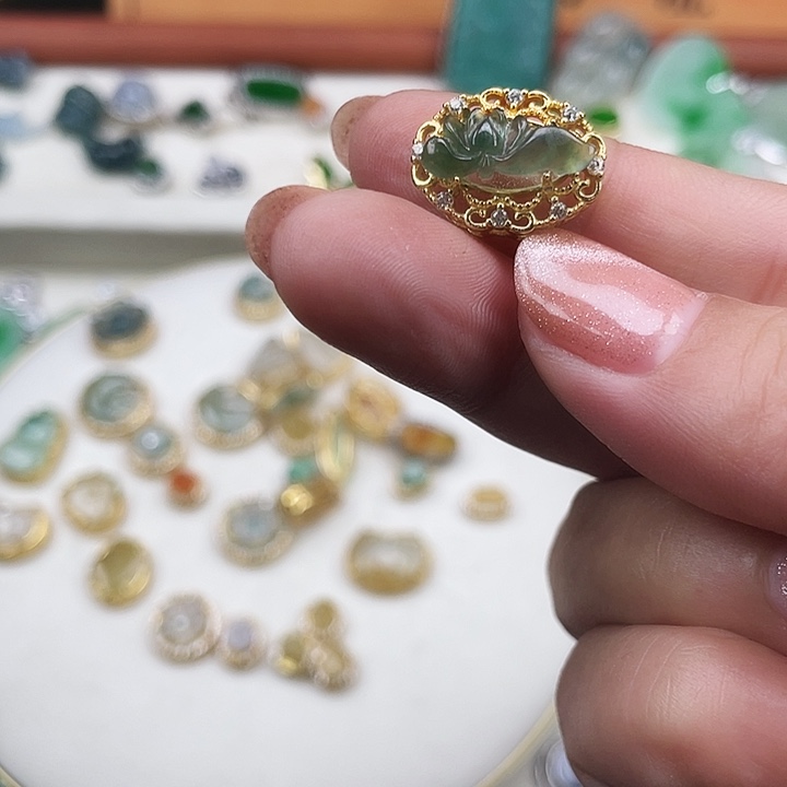 翡翠银S925镶嵌颈饰