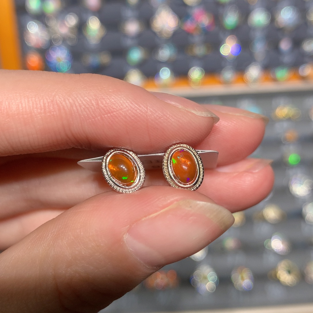 银S925镶嵌欧泊耳钉t