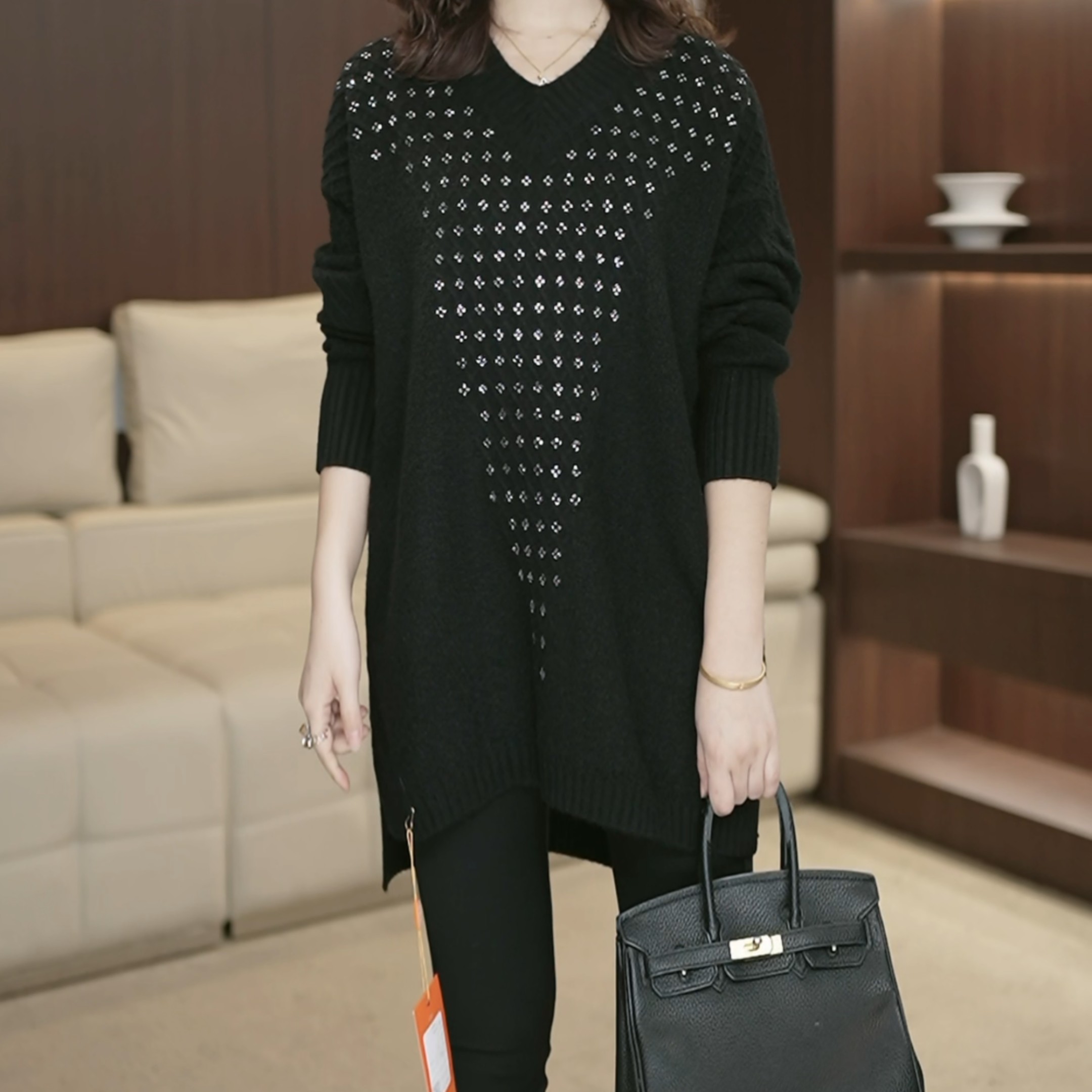 秋冬毛衣遮肚洋气V领针织打底衫上衣女宽松加肥大码羊毛衫厚3867