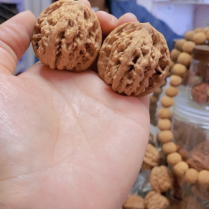 【闪购商品】文玩核桃把件40虎头