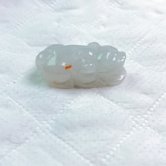 翡翠颈饰未镶嵌千**长吊坠