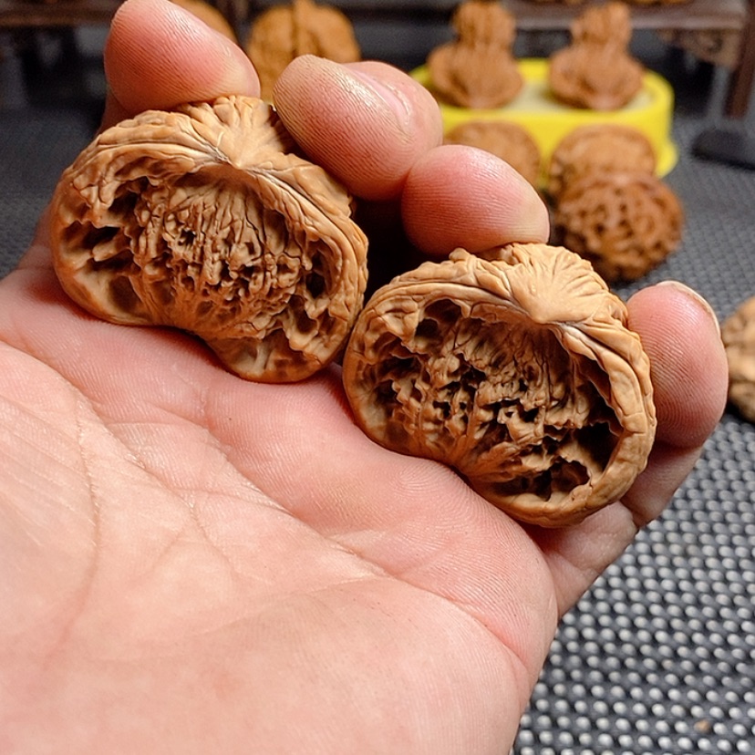 【闪购商品】文玩核桃吊坠纯**神精品文玩精品文玩儿