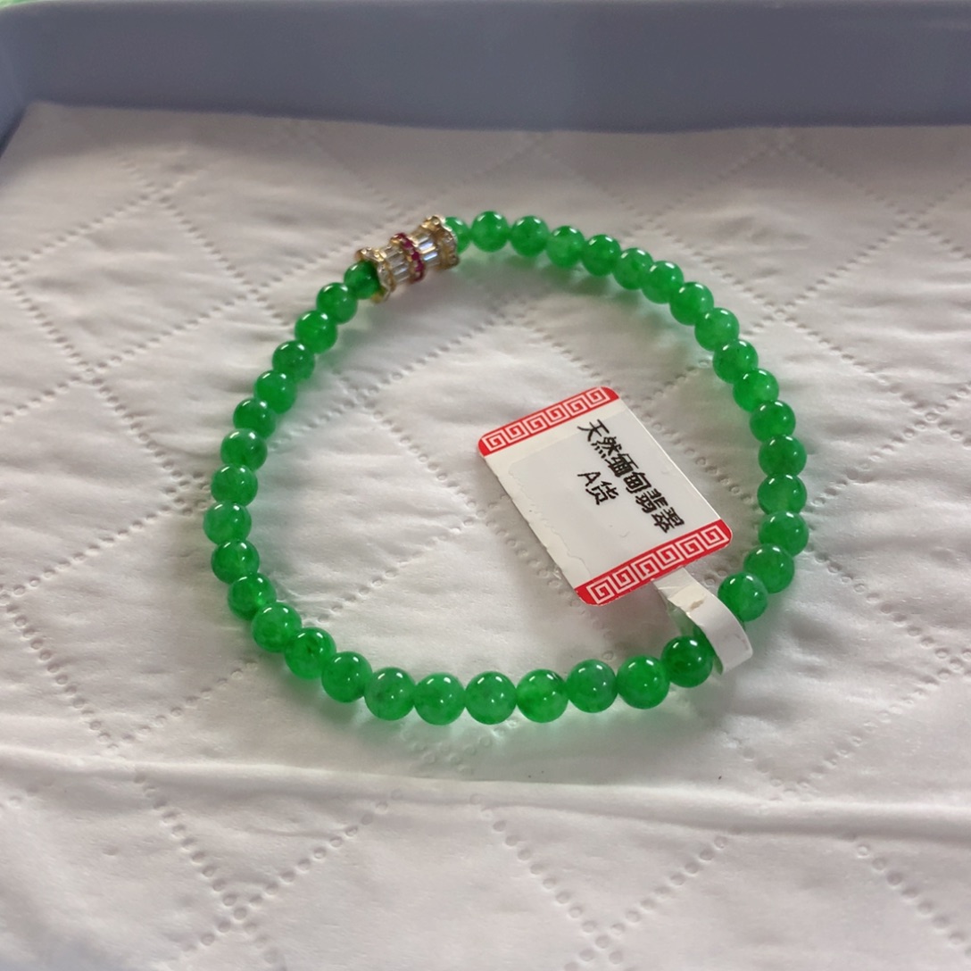 翡翠未镶嵌颈饰手串