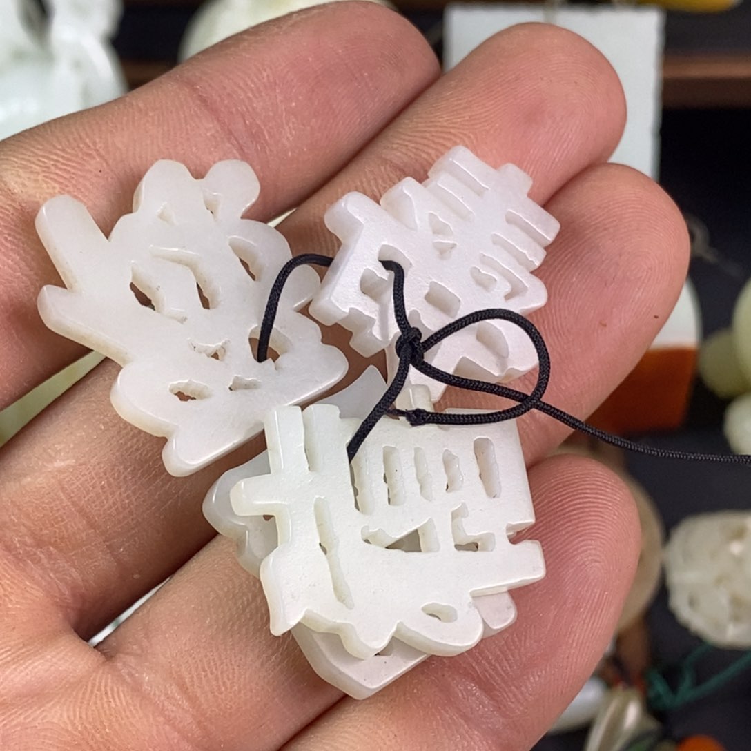 和田玉如图未镶嵌小*主