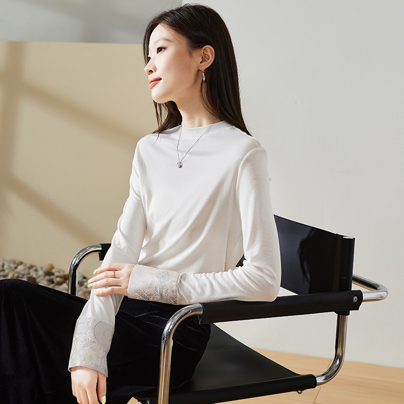 索菲丝尔2025秋季新款刺绣圆领长袖修身T恤休闲百搭上衣女537015