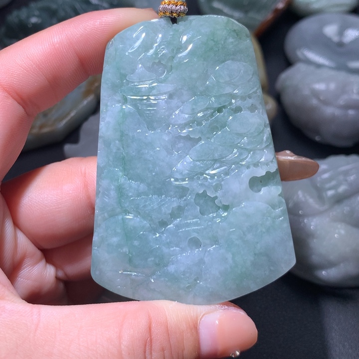 翡翠未镶嵌颈饰保真天然A货翡翠