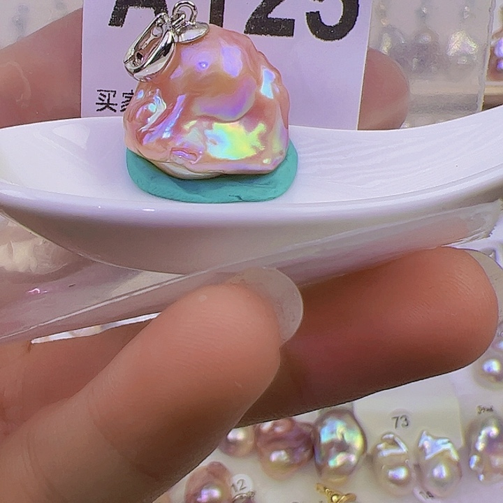 淡水珍珠合金颈饰