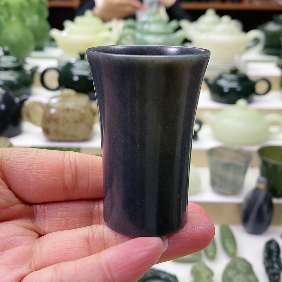 和田玉茶杯未镶嵌