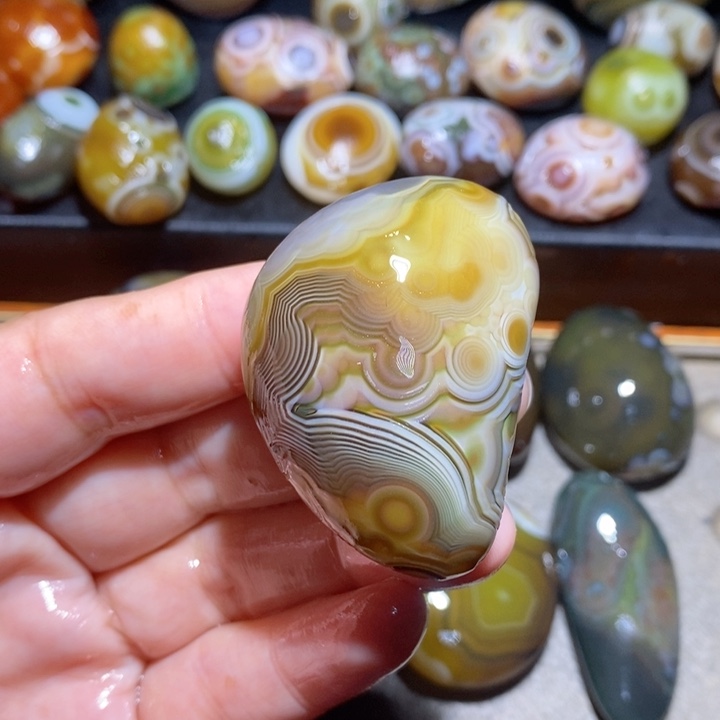 未镶嵌玛瑙/玉髓珠宝半成品129