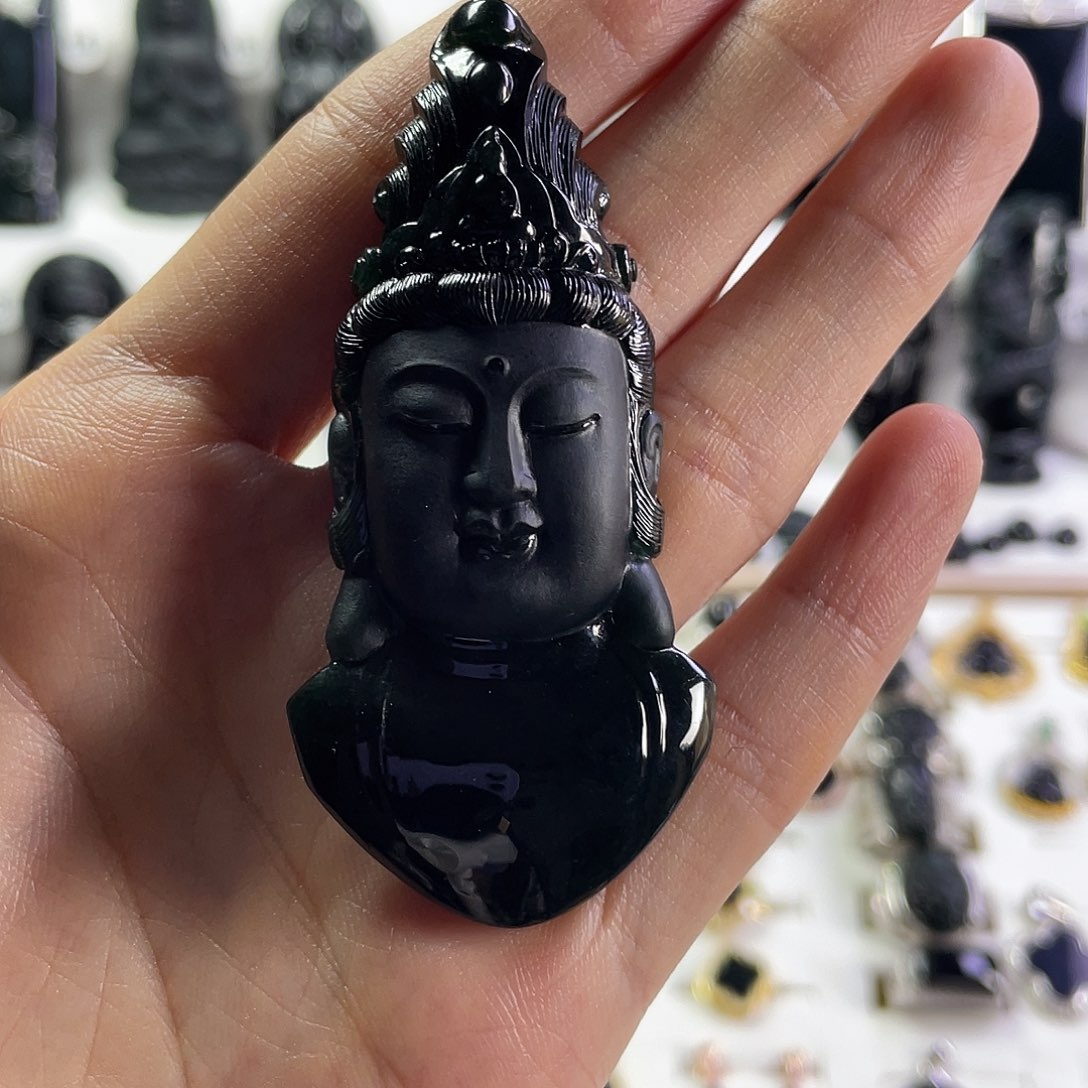 【闪购商品】翡翠未镶嵌颈饰「****」