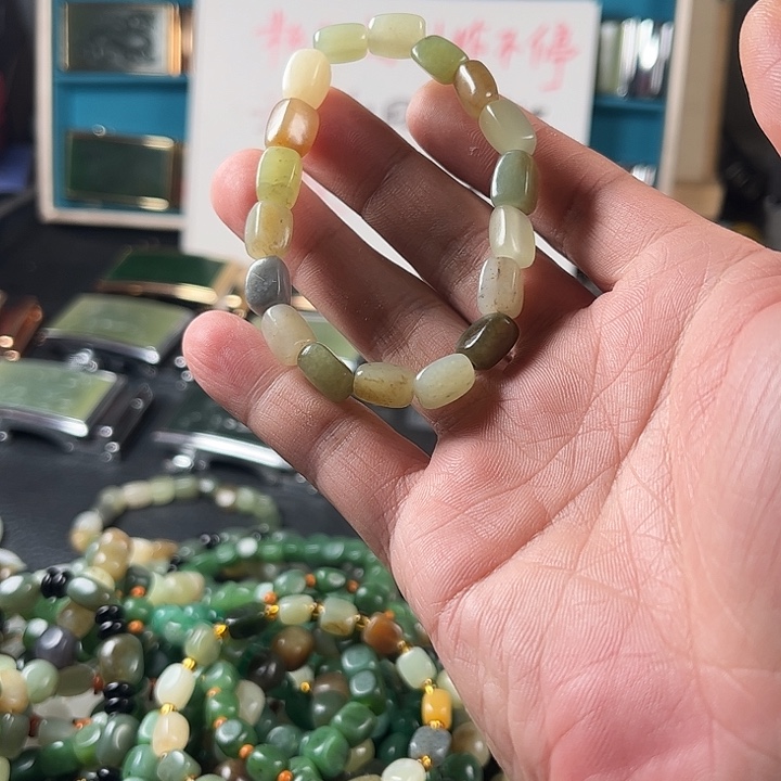 和田玉未镶嵌珠宝半成品
