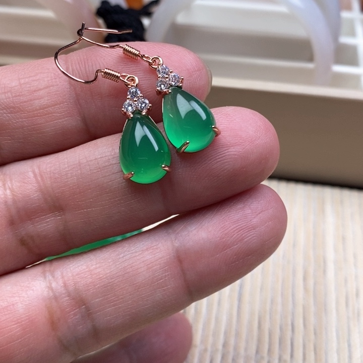 玛瑙/玉髓颈饰合金