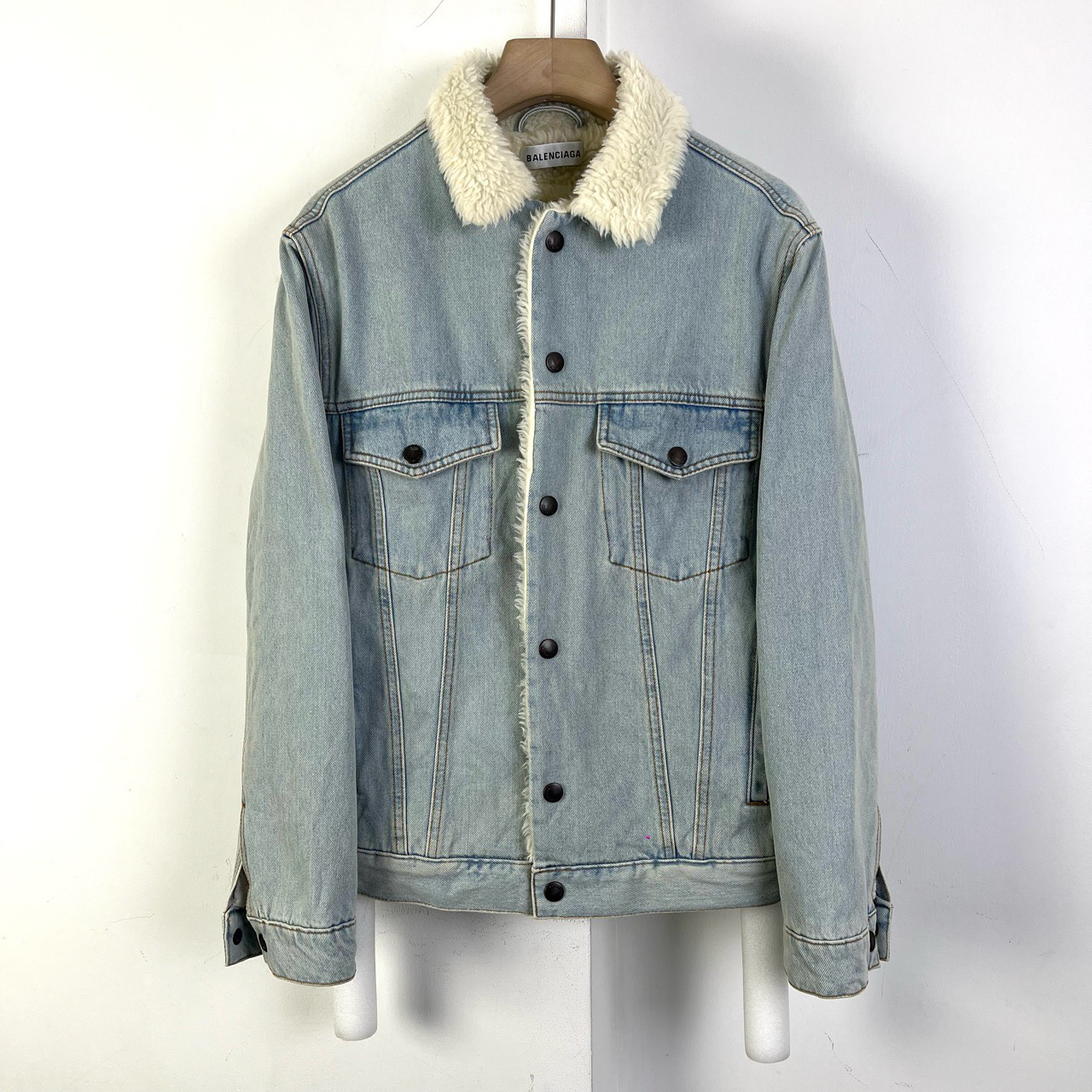 99新 Balenciaga/巴黎世家 38码/羊羔绒背后logo牛仔外套/11587