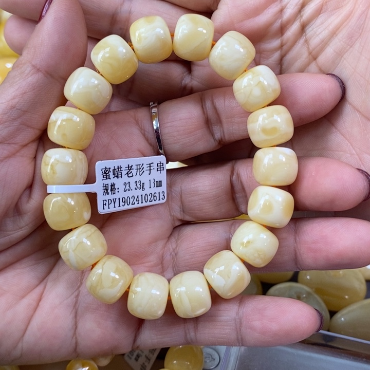 琥珀颈饰未镶嵌手串