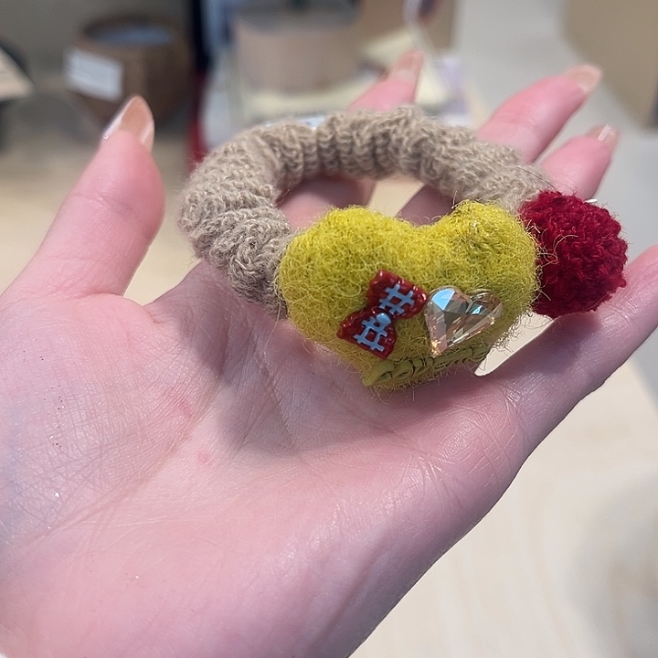 布艺铁合金爱心头绳