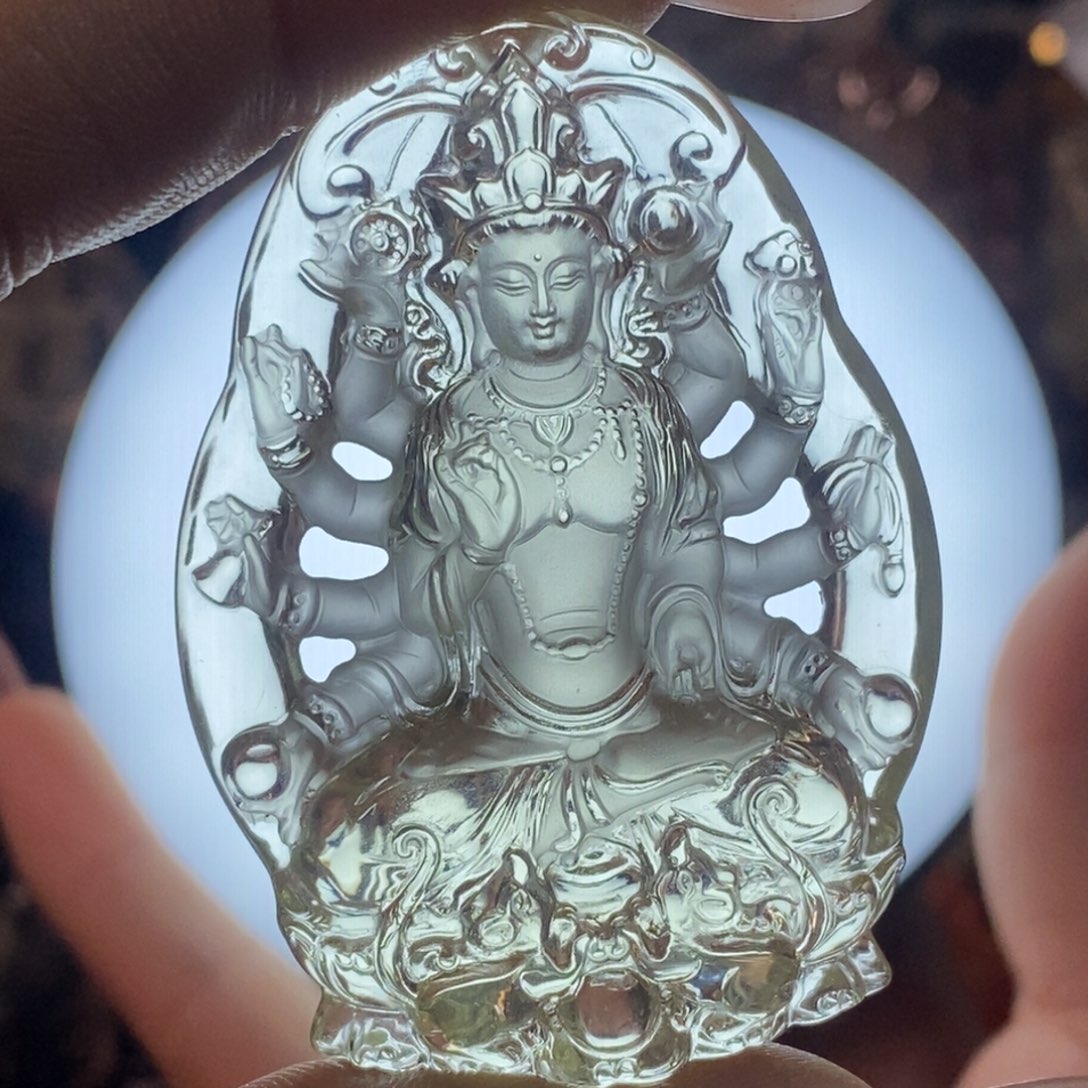 水晶颈饰未镶嵌清*。吊坠