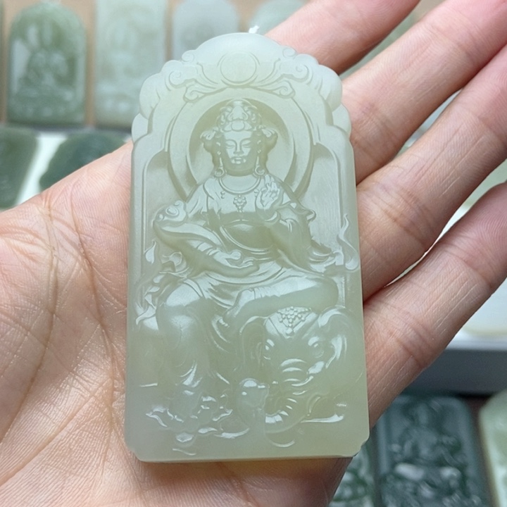 和田玉未镶嵌颈饰