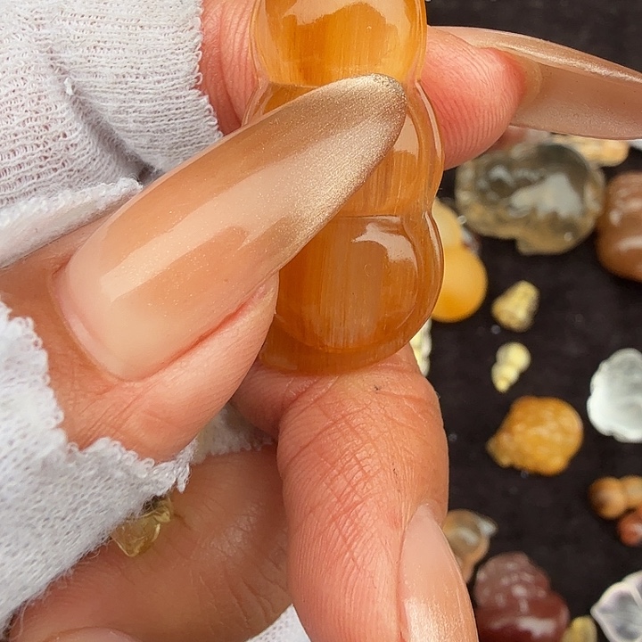 芊***@水晶未镶嵌车挂水晶……