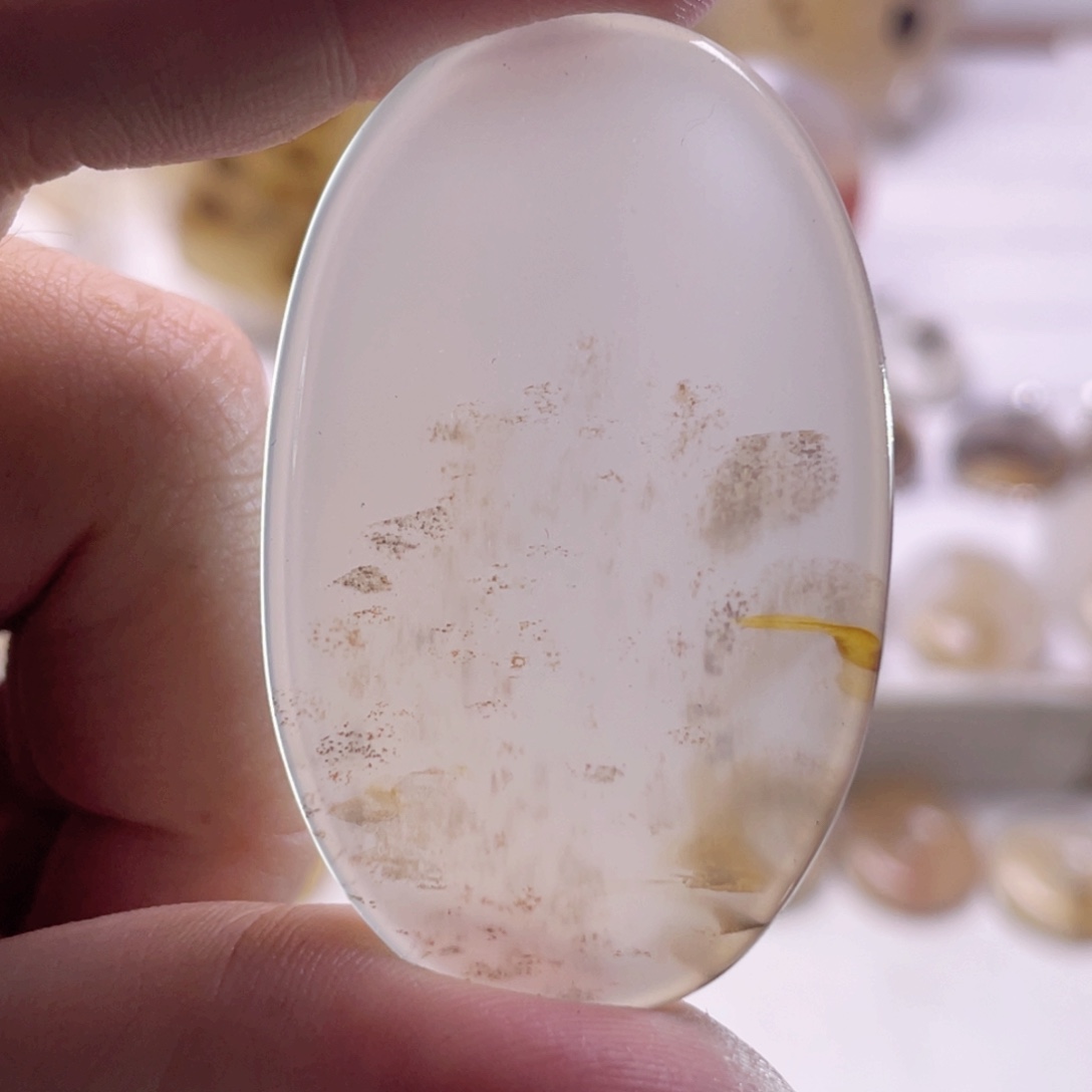 玛瑙/玉髓未镶嵌珠宝奇石