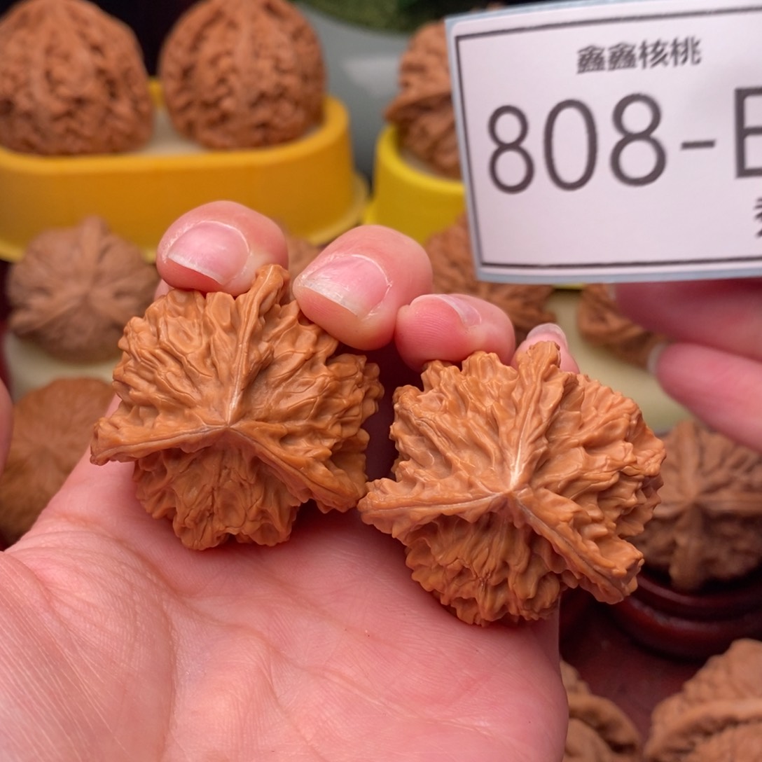 文玩核桃把件盘山奔38