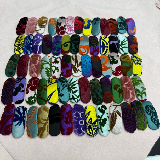 盲盒桑蚕丝宋锦香云纱掰掰夹发夹手缝底实用随机发货备注颜色