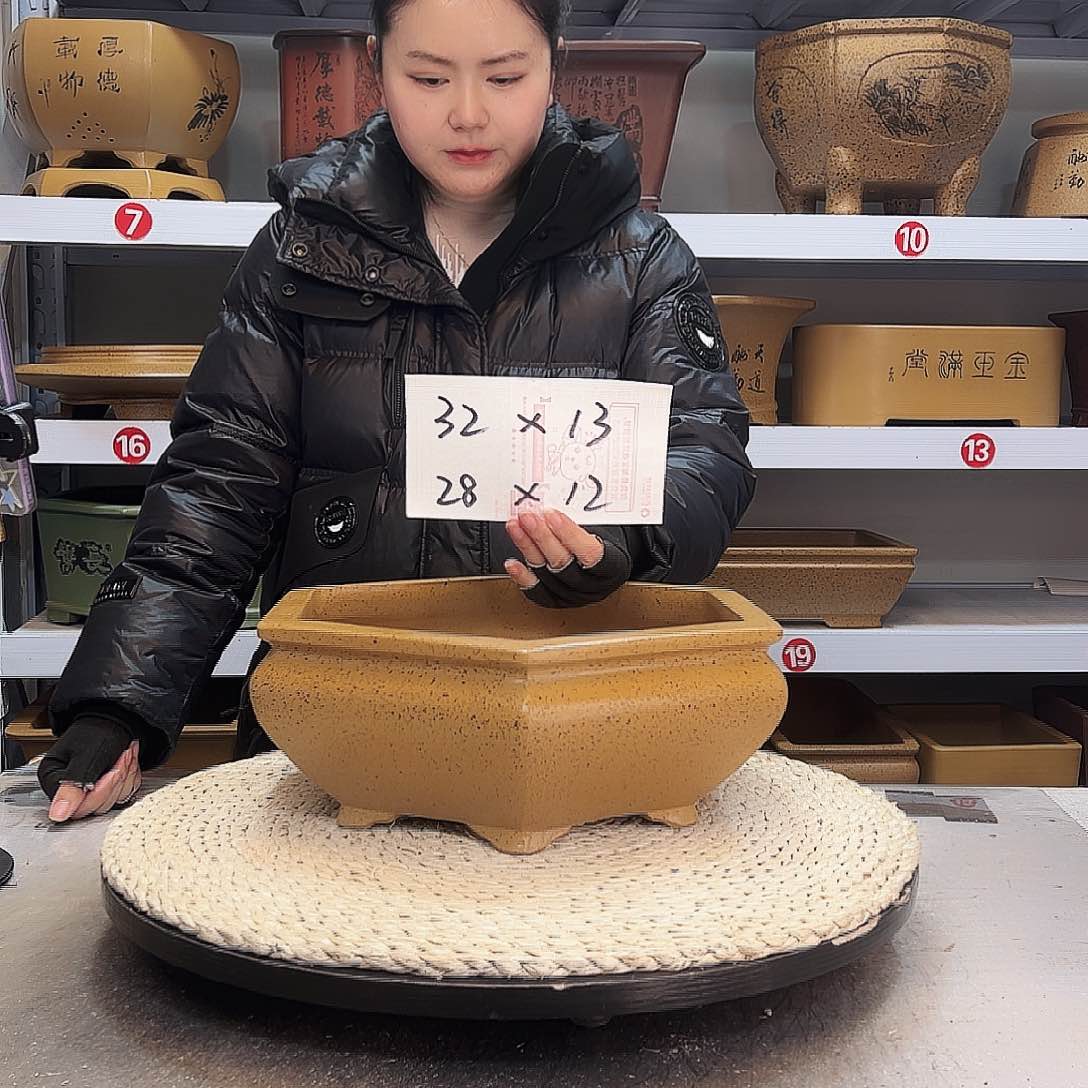 紫砂花盆紫砂艺术