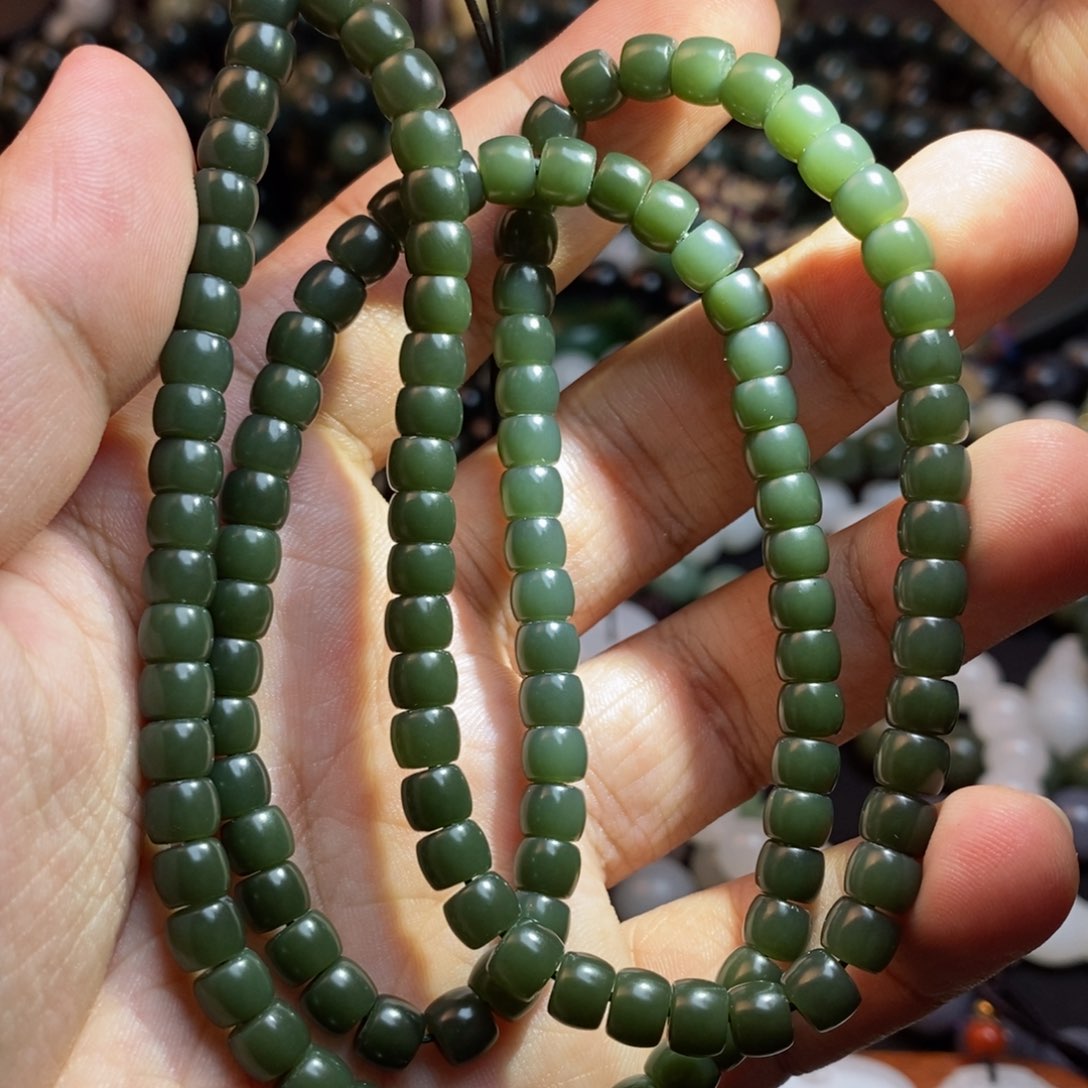 未镶嵌和田玉手串