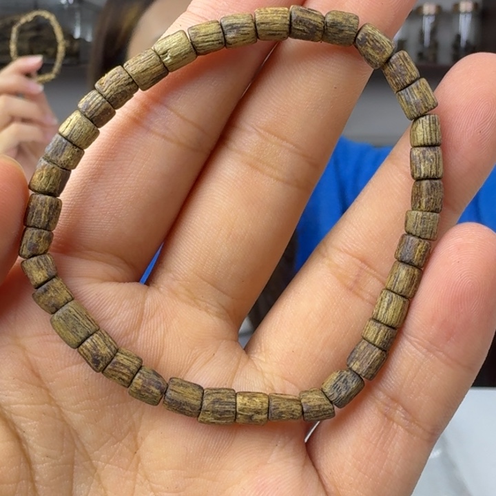 沉香碎屑沉香沉香沉香碎屑+0.5单圈筒珠+多样性发一