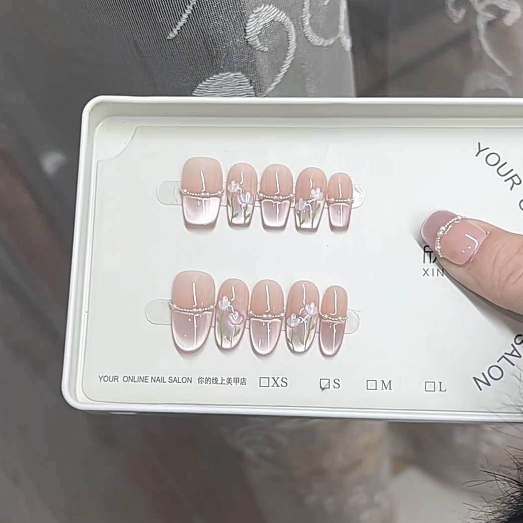 3000 NAIL “粉嫩郁金香”设计师高定原创纯手工高级猫眼显白穿戴甲