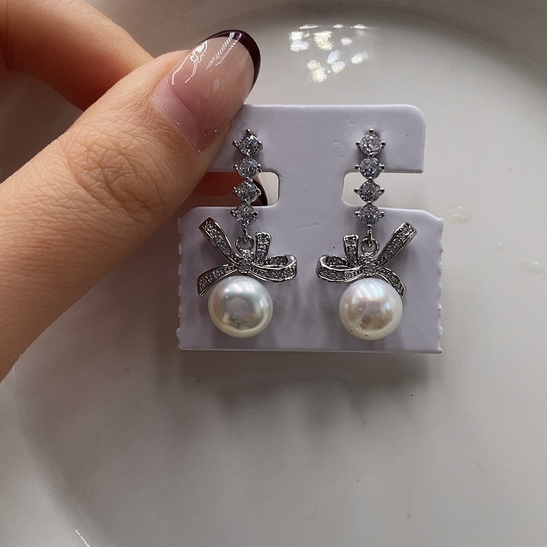 银S925镶嵌淡水珍珠耳饰