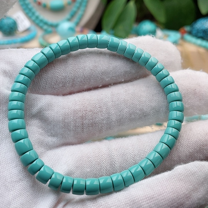 绿松石配饰未镶嵌