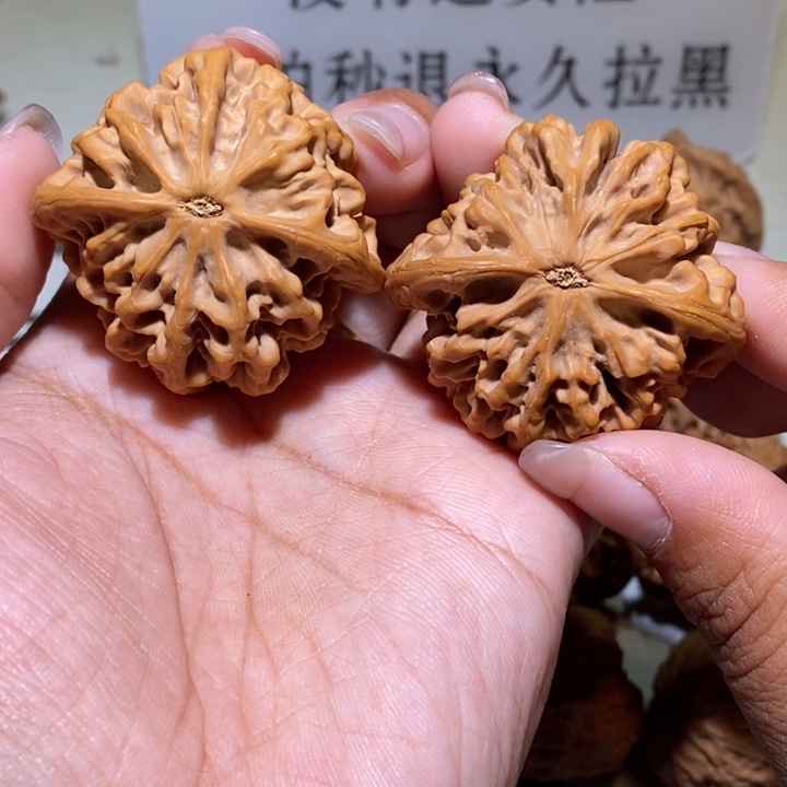 C***I核桃手串/手链亲们42