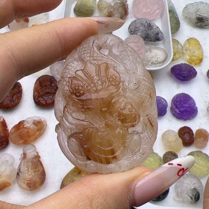 水晶颈饰未镶嵌九尾狐吊坠