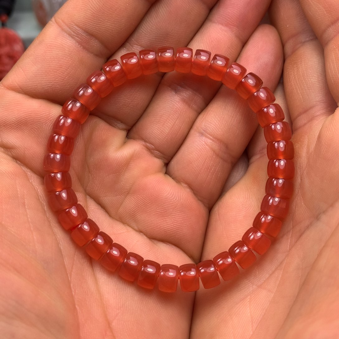 南红玛瑙手串未镶嵌
