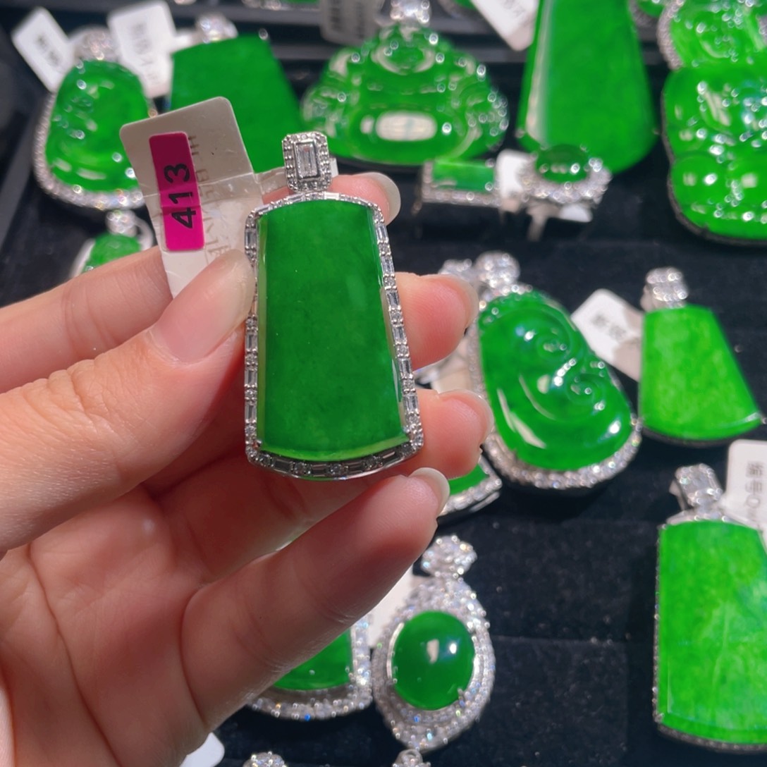 翡翠吊坠(不含链)未镶嵌