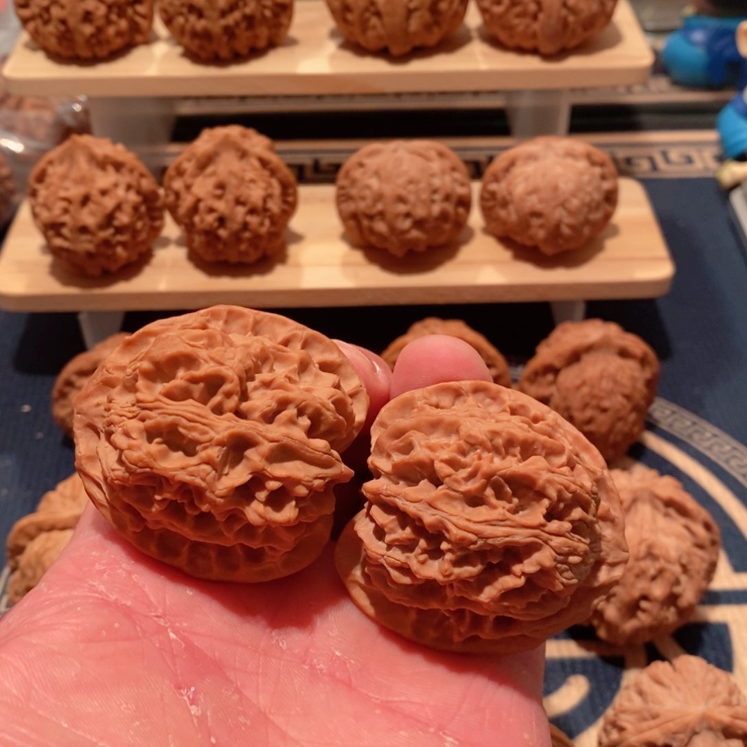 文玩核桃吊坠开****娃苹果42