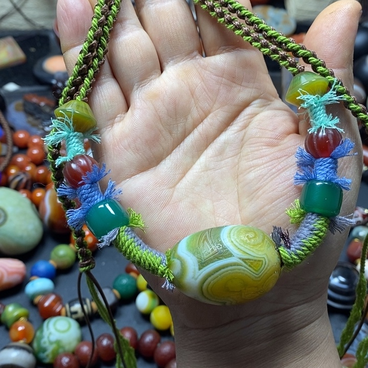 玛瑙/玉髓未镶嵌颈饰