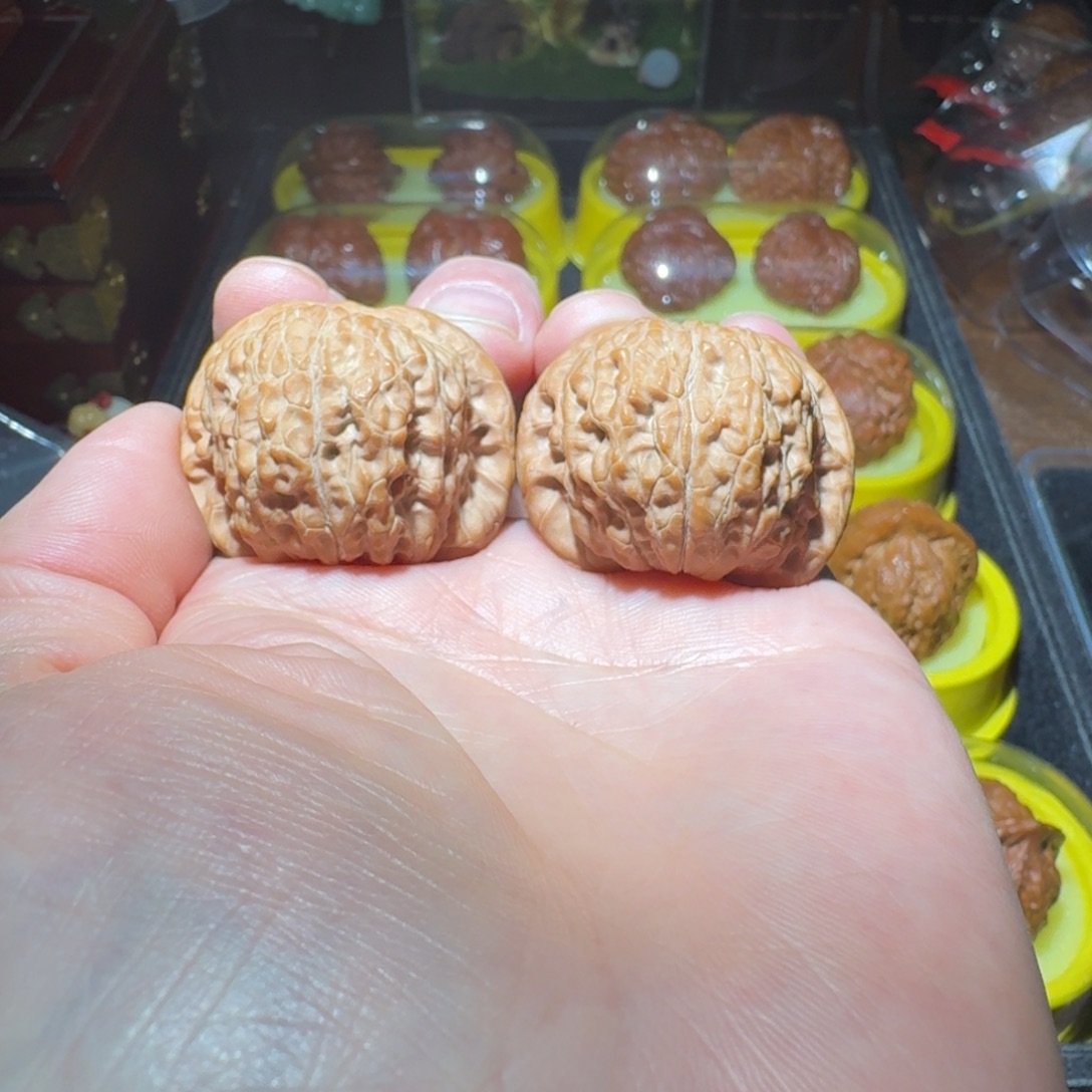 吊坠文玩核桃血麒麟