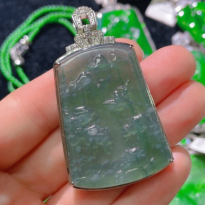 翡翠颈饰未镶嵌1，