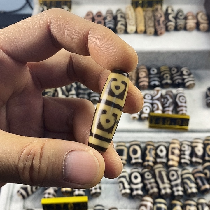 玛瑙/玉髓合金颈饰