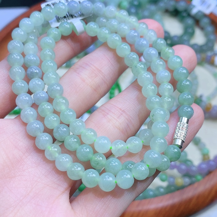 翡翠手链未镶嵌翡翠