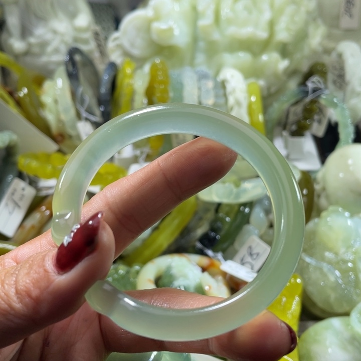 岫玉未镶嵌手镯53口径