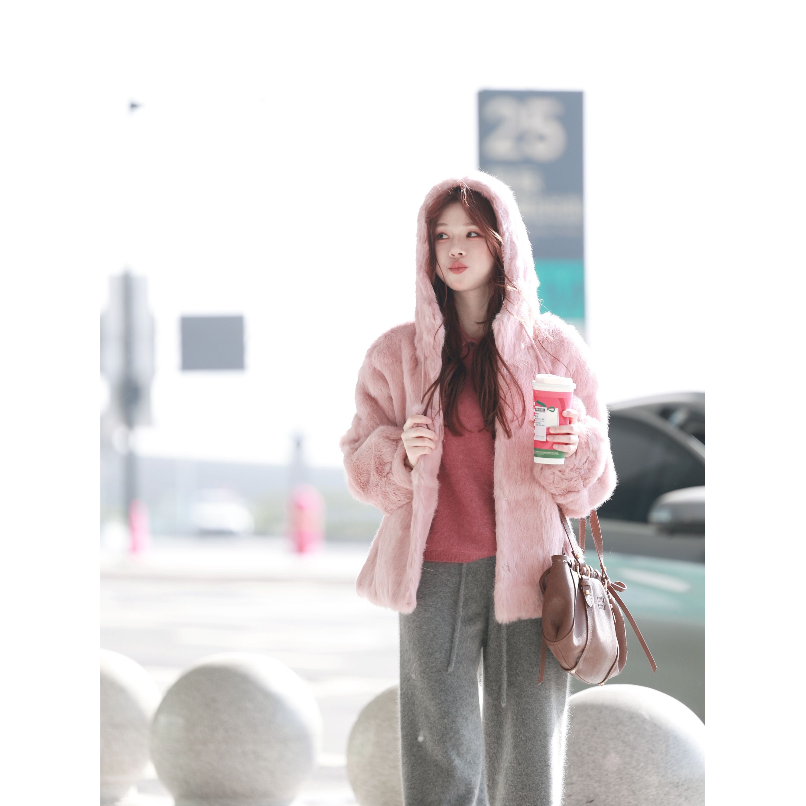 【100兔毛】 冬季厚毛绒外套 美静粉色外套XMZH11092