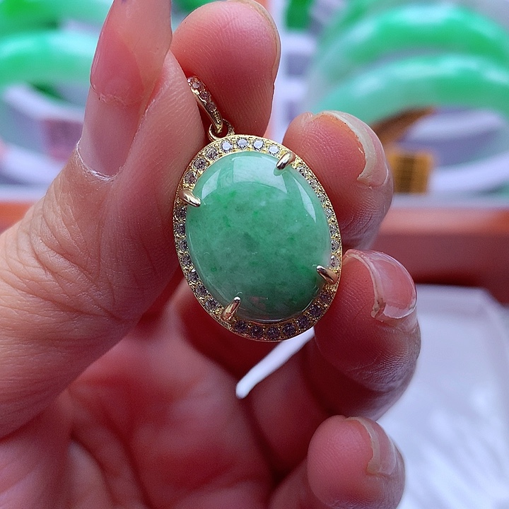 翡翠颈饰银S925镶嵌翡翠