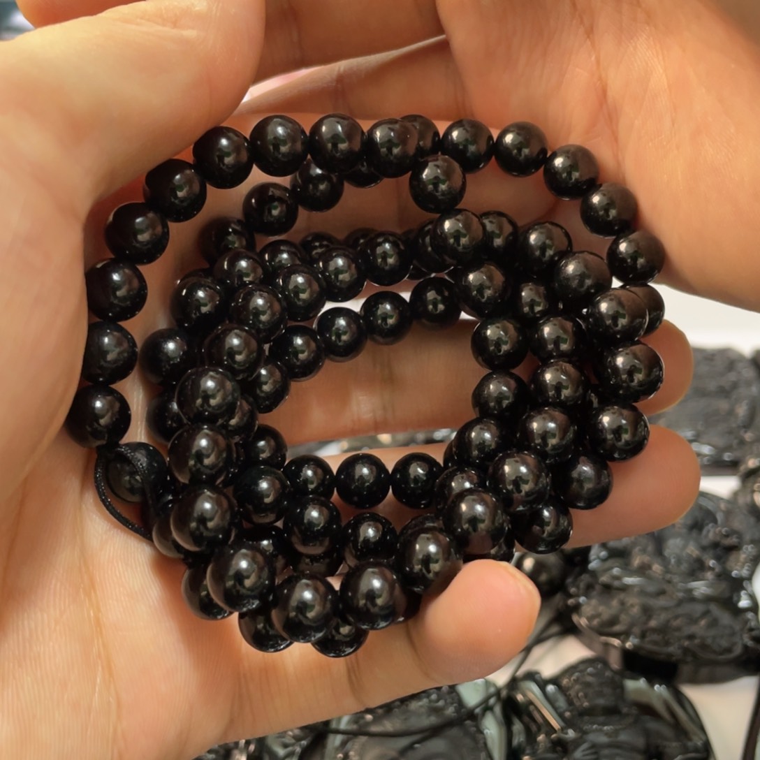 翡翠吊坠(不含链)未镶嵌卡8左右