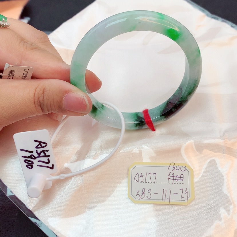 【闪购商品】翡翠手镯未镶嵌天然缅甸翡翠A货