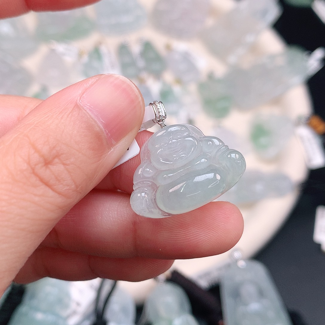 翡翠颈饰18K金镶嵌冰晴小佛18*24*6.7