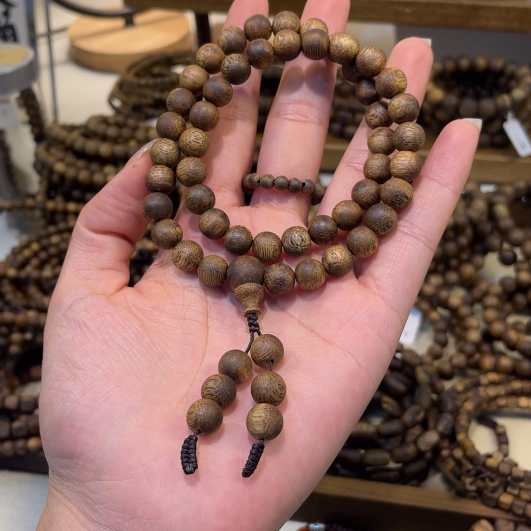 沉香卡8双圈圆珠9克+