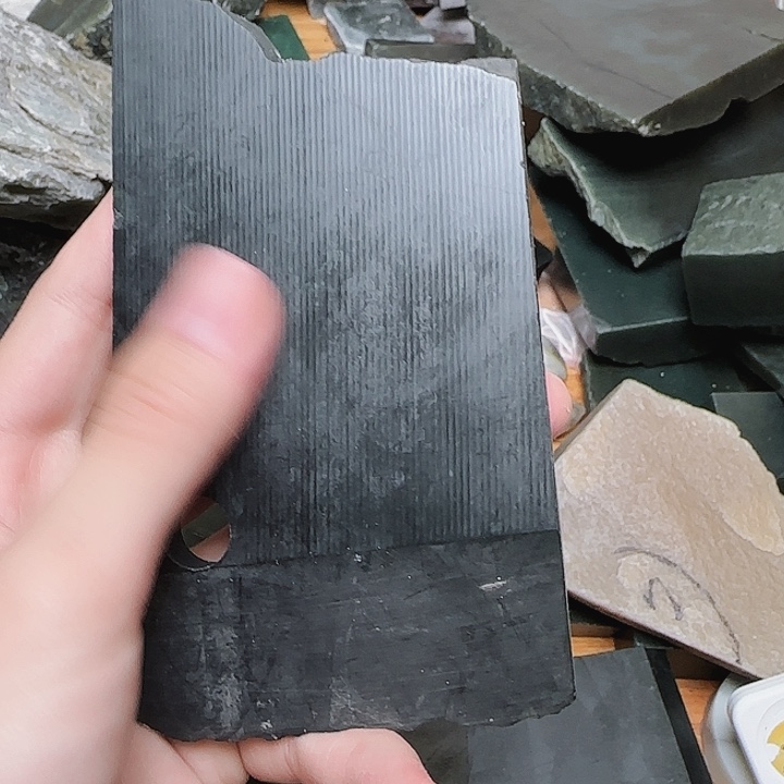 未镶嵌和田玉（糖玉）珠宝半成品