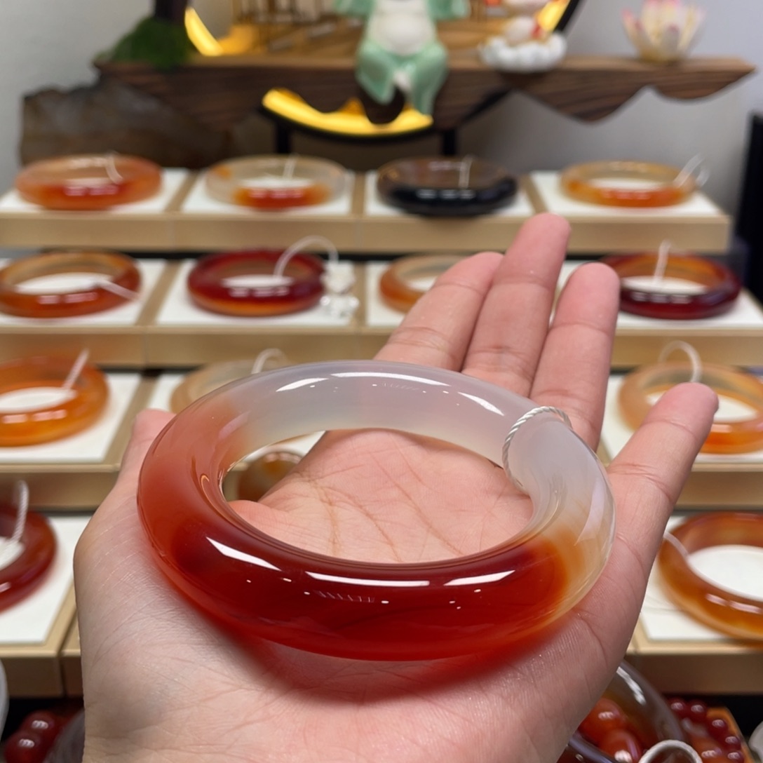 玛瑙/玉髓未镶嵌手镯